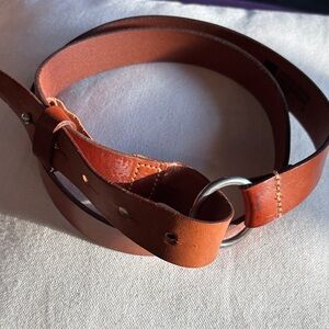 Gap leather belt
